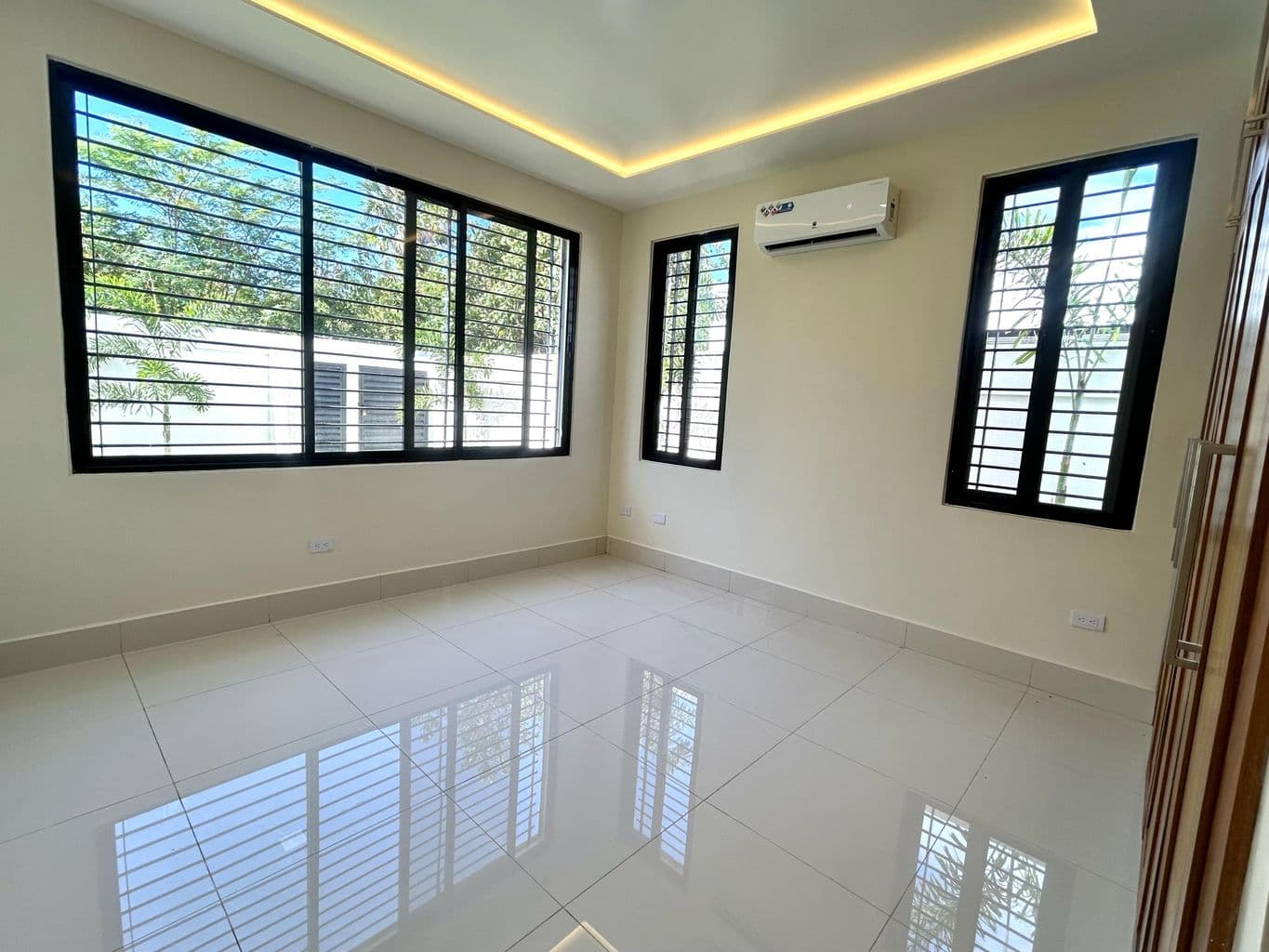 Gallery image 6