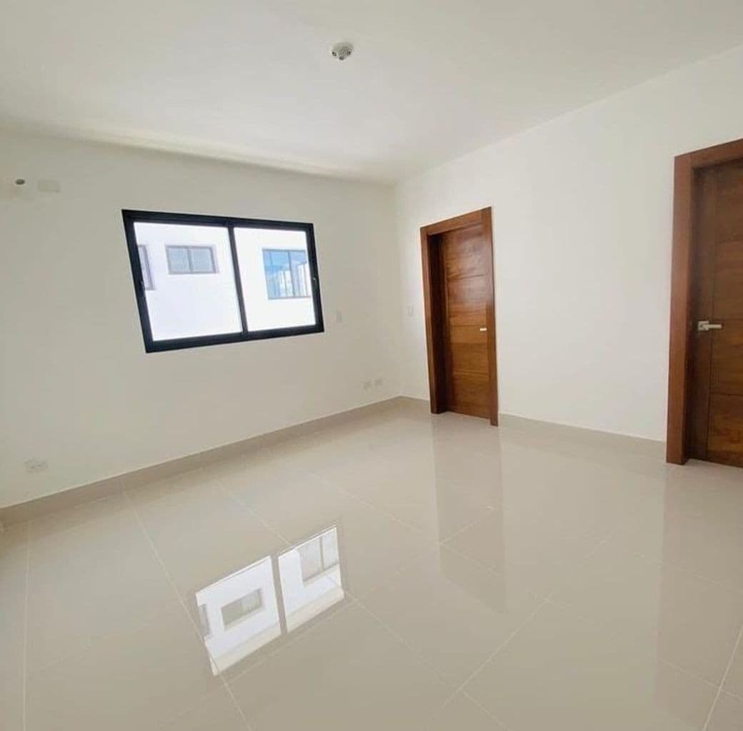 Gallery image 8