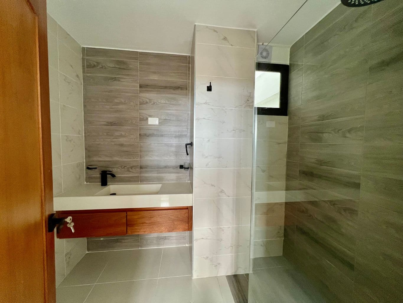 Gallery image 9