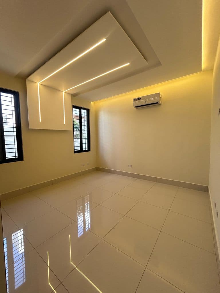 Gallery image 7