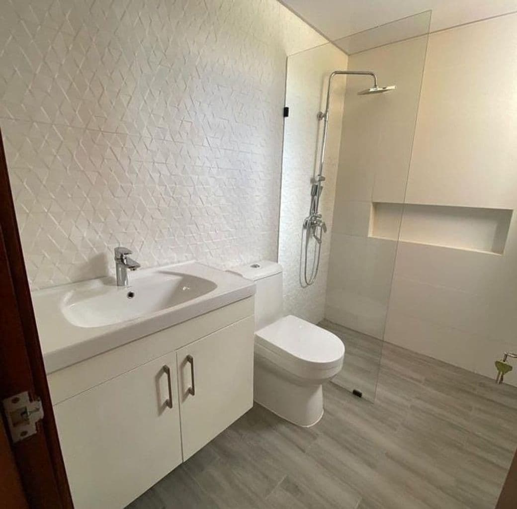 Gallery image 9