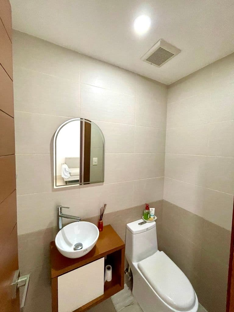 Gallery image 4