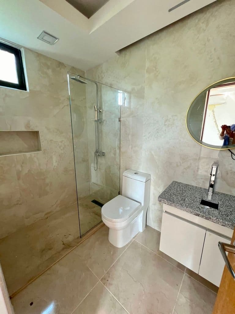 Gallery image 7
